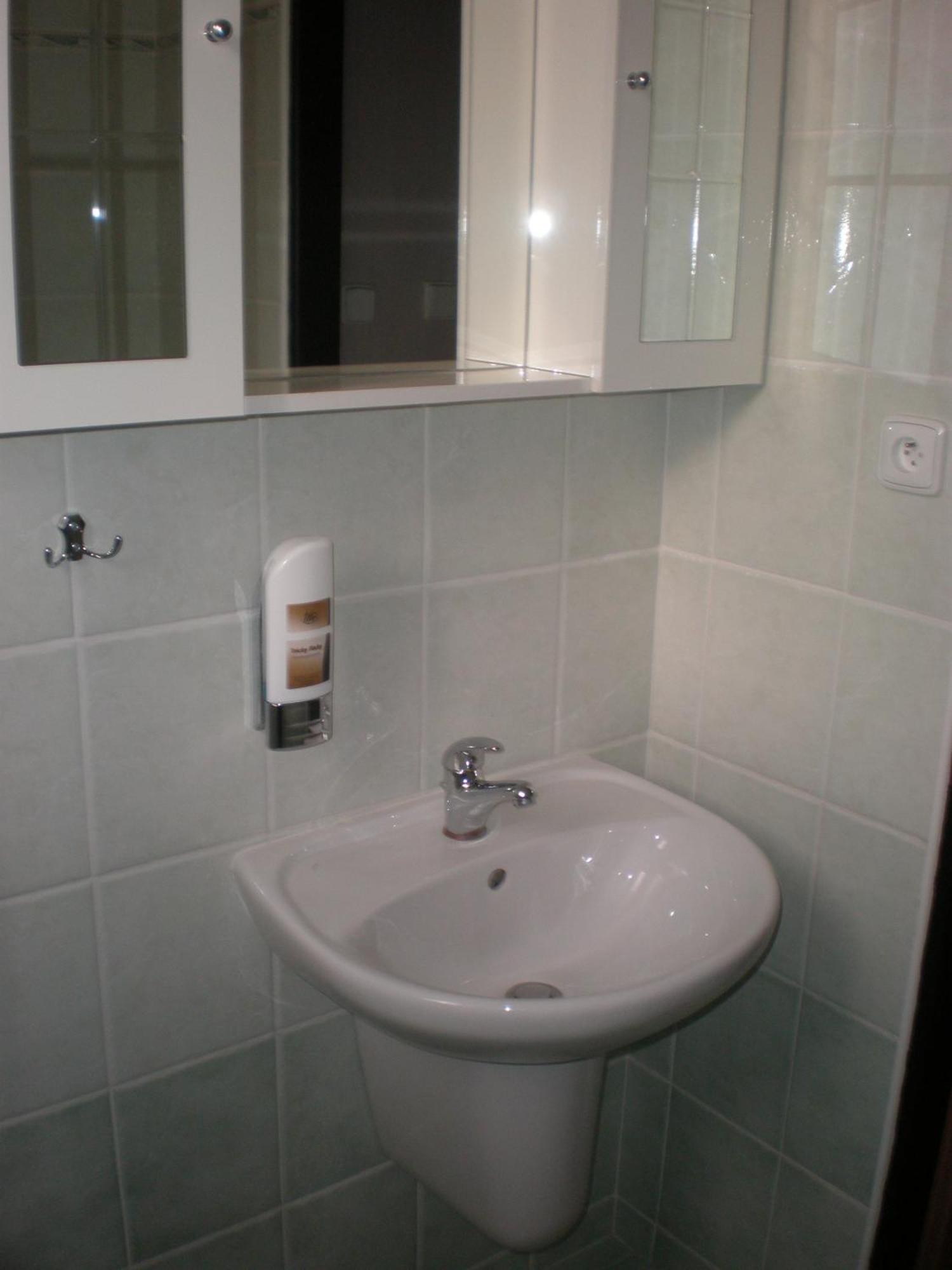Hotel Zlatá Štika Pardubice Quarto foto